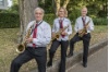 Tenor-Saxophon; Werner Wyss, Es-Alto-Saxophon: Kurt Haag, Muriel Hollinger
